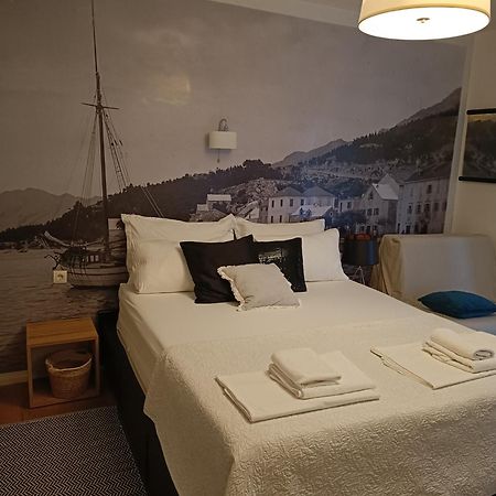 Old Port Lägenhet Baška Voda Exteriör bild